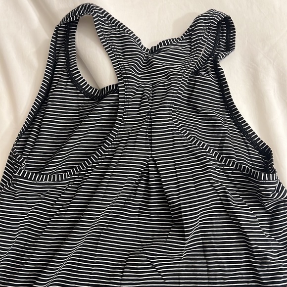 Lululemon Tank - Picture 2 of 3